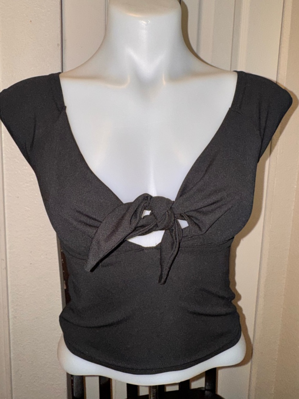 Black Tie-Front Women’s Top - Picture 3 of 8